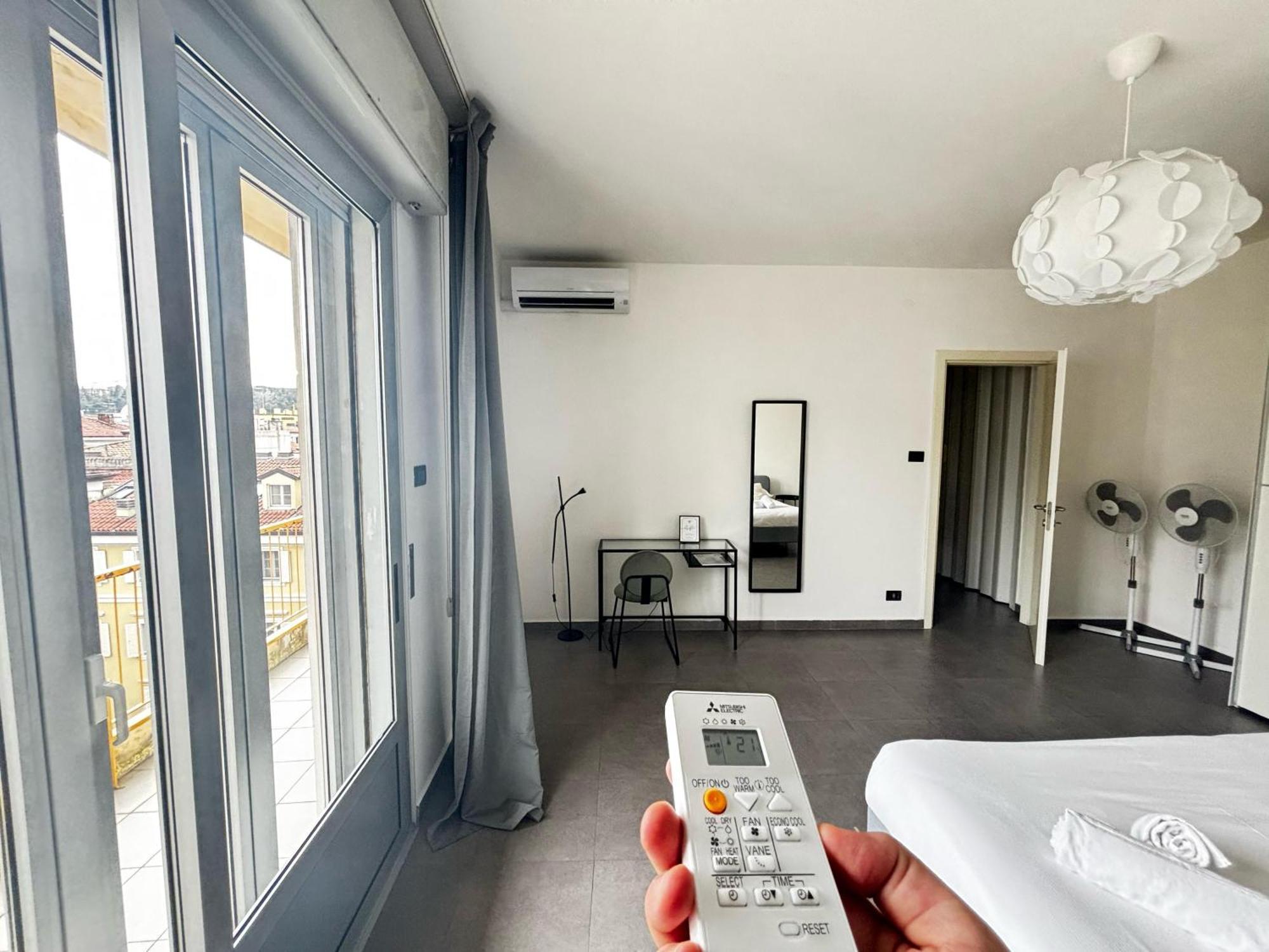 Milano Apartment Trieste Luaran gambar